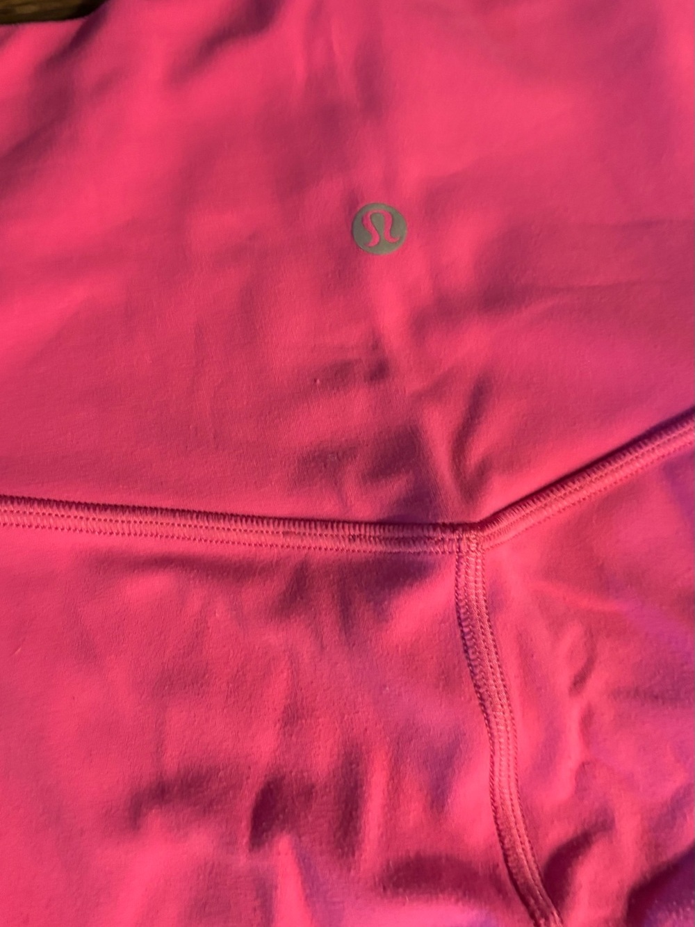 lululemon biker shorts size 4 bright pink - Picture 3 of 4